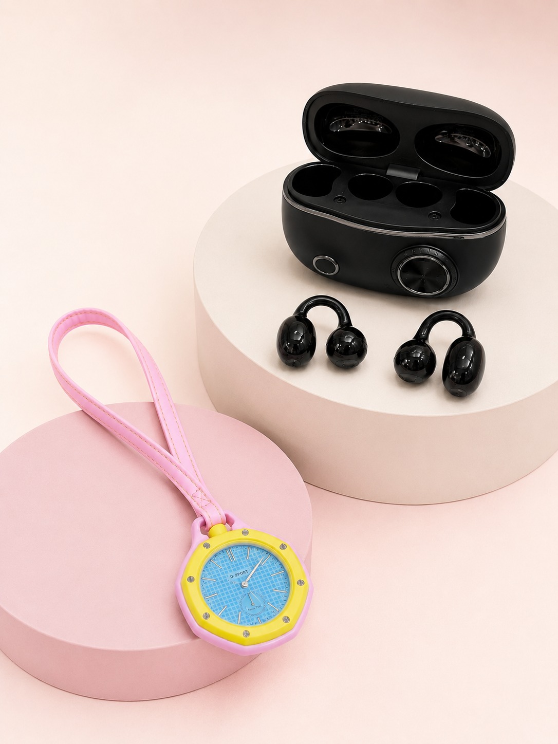 Kablosuz Kulaklık Seti ve Pembe Askılı Analog Charm Saat Günlük Kullanım Kampanyası - Lisinya Kablosuz Kulaklık Seti ve Pembe Askılı Analog Charm Saat Günlük Kullanım Kampanyası - Lisinya