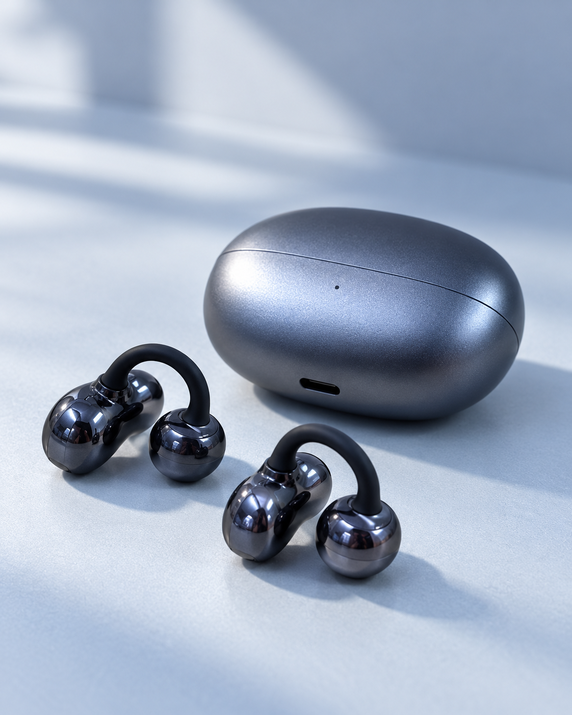 Küpe Tipi Bluetooth Kulaklık En Fazla 70 Dakikada Kulaklık Şarjı 2500 Saat Bekleme - Lisinya Küpe Tipi Bluetooth Kulaklık En Fazla 70 Dakikada Kulaklık Şarjı 2500 Saat Bekleme - Lisinya