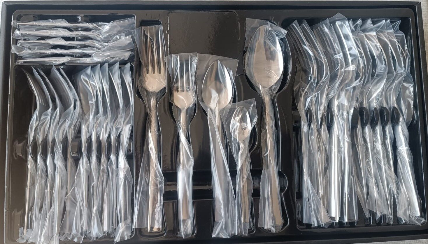 Pırlanta 30 Parça 6 Kişilik Çatal Kaşık Takımı 30 Parça Kutulu Hediyelik Çeyizlik Takım - Lisinya