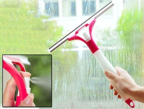 Su Hazneli ve Spreyli Cam Silme Aparatı - Lisinya