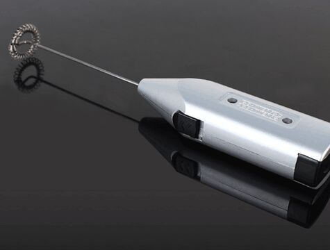 Mini Pilli Portatif Karıştırıcı Mikser - Lisinya