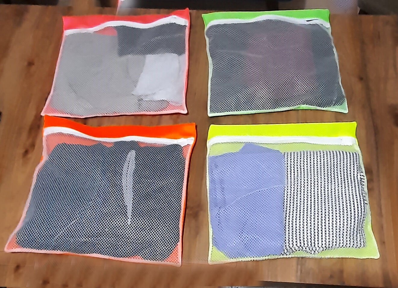 4 Adet 4 Renk Bavul İçi Düzenleyici - Fermuarlı Valiz Organizeri - Lisinya