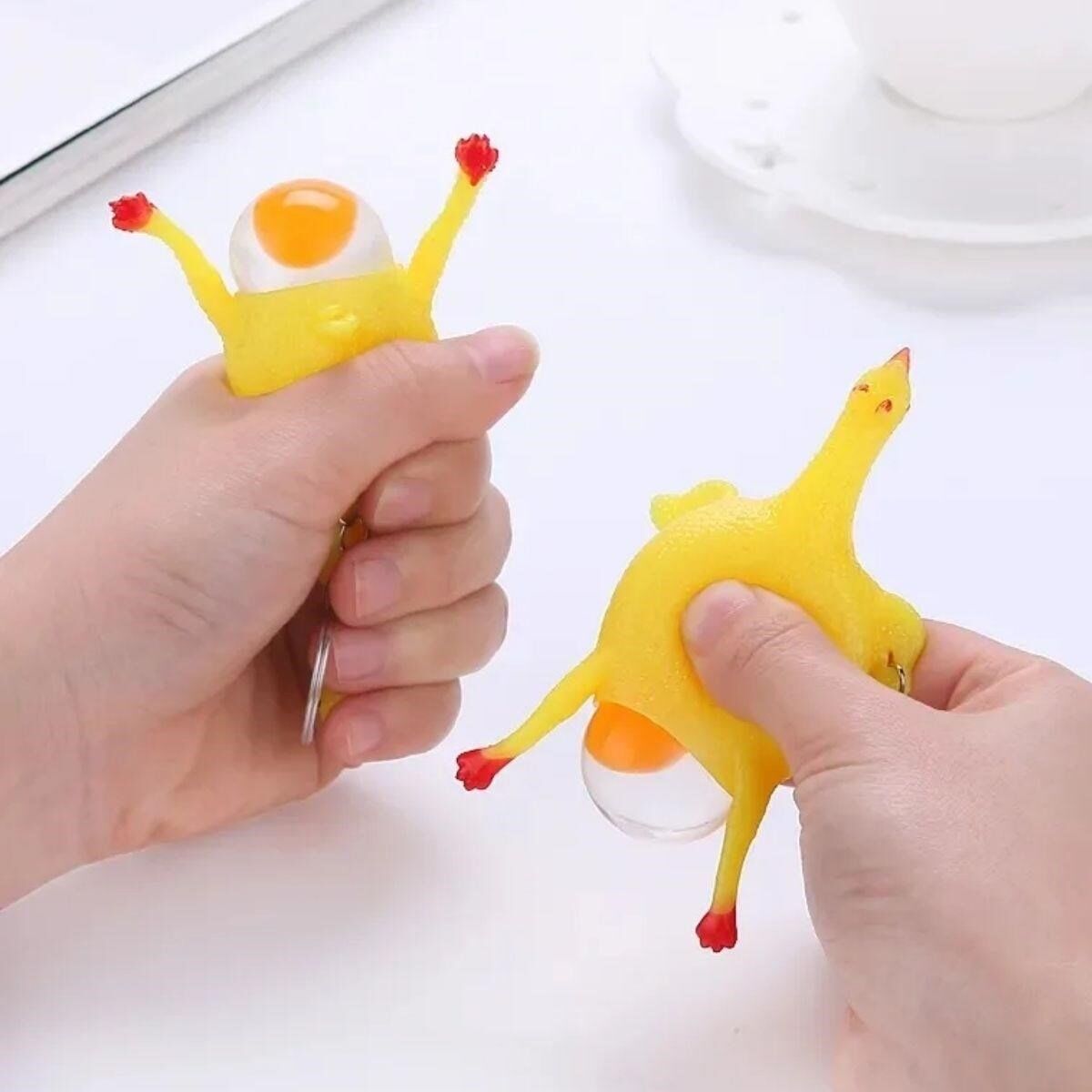 Yumurtlayan Eğlenceli Tavuk Anahtarlık Stres Topu Hediyelik Oyuncak Çanta Süsü - Lisinya