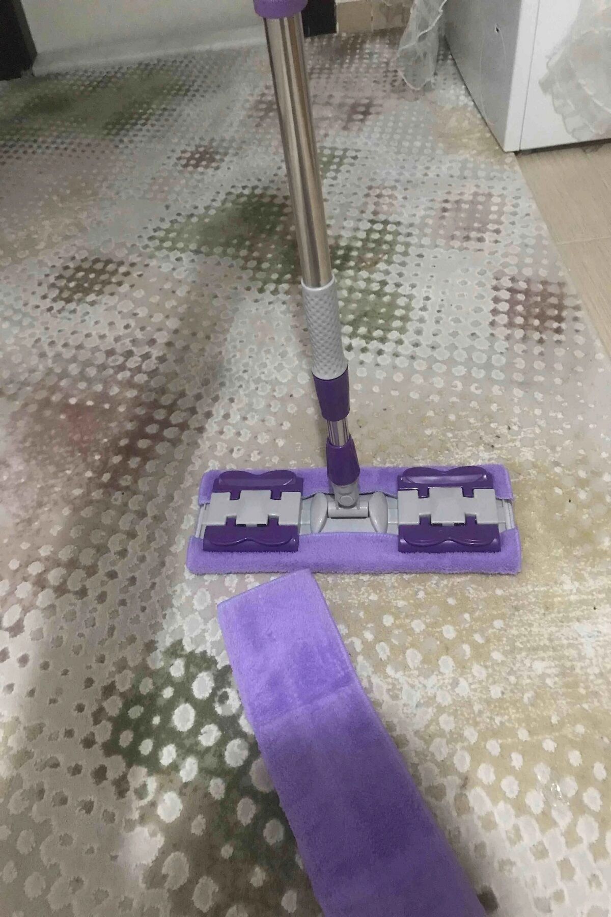 Teleskobik Cam Yer Tavan Silme - İstediğin Bezi Tak Kullan - 4 Mandallı -Yedek Bezli Mop Seti - Lisinya Teleskobik Cam Yer Tavan Silme - İstediğin Bezi Tak Kullan - 4 Mandallı -Yedek Bezli Mop Seti - Lisinya