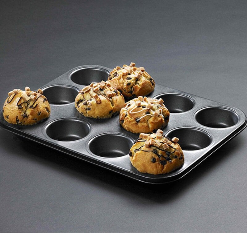 12 Bölmeli Metal Yapışmaz Muffin Kek Kalıbı - Lisinya 12 Bölmeli Metal Yapışmaz Muffin Kek Kalıbı - Lisinya