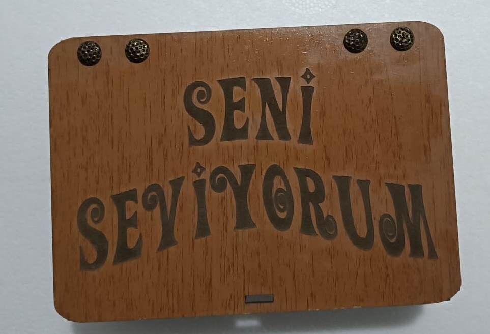 Seni Seviyorum Ahşap Hediye Kutusu Sevgiliye Hediye - Lisinya