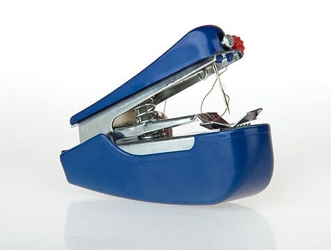 Seyahat Tipi Mini El Dikiş Makinesi - Lisinya