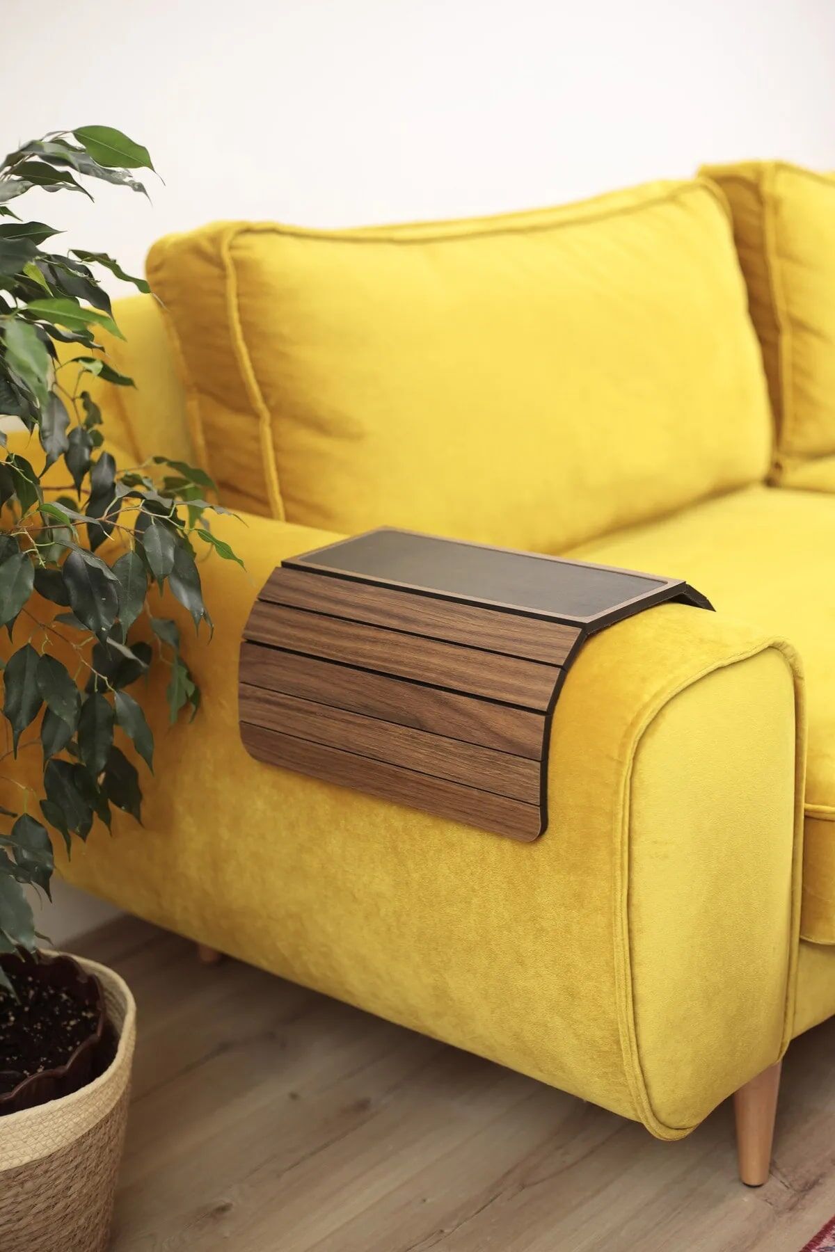 Kahverengi Koltuk Kenarı Ahşap Kaymaz Tepsi - Lisinya