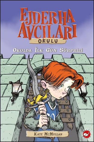 Ejderha Avcıları Okulu 1 Okulda İlk Gün Süprizi Ejderha Avcıları Okulu 1 Okulda İlk Gün Süprizi