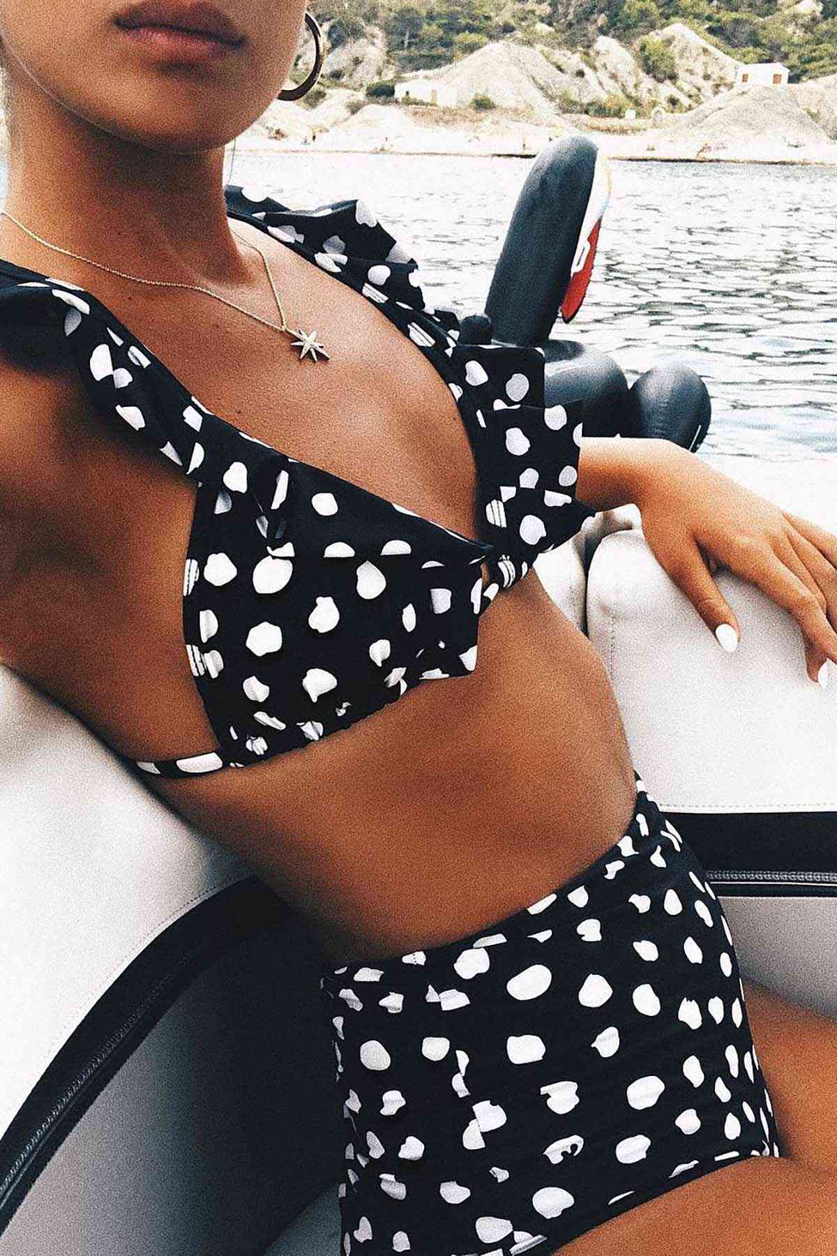 Siyah Beyaz Puantiyeli Bikini Takım (Lisinya)