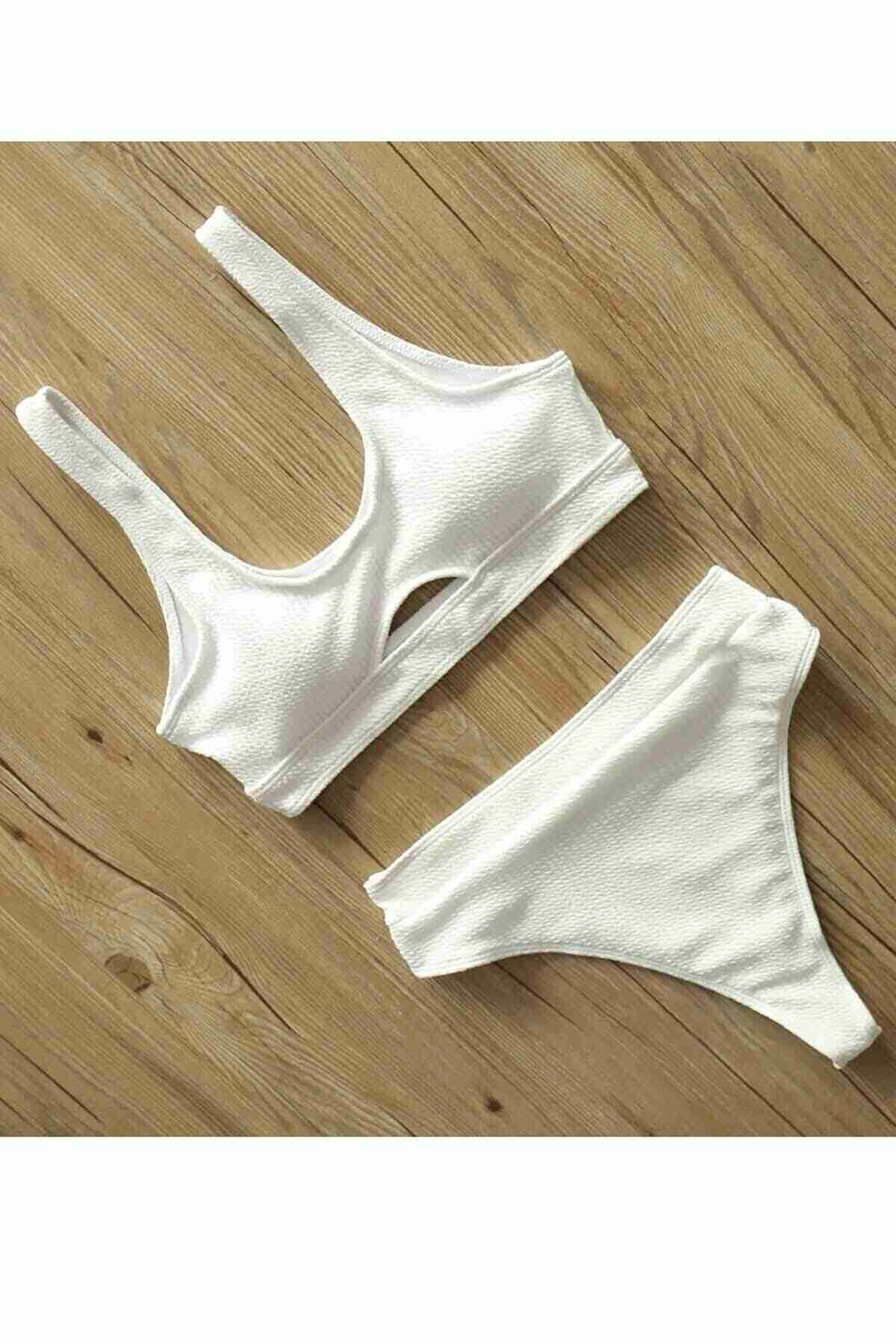 Göğüs Dekolteli Bikini Takım Beyaz (Lisinya)