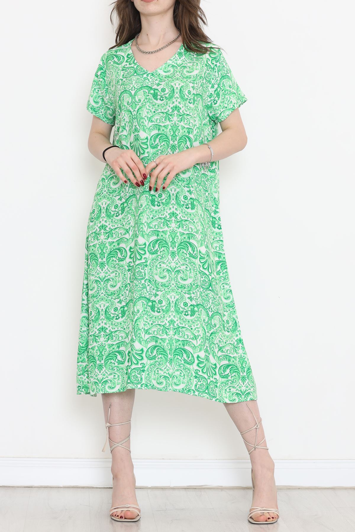 Lisinya275 V Yaka Desenli Elbise Yeşilbeyaz
