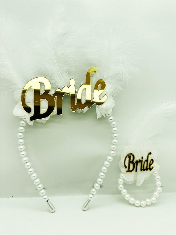 Lisinya193 Beyaz İncili Gerçek Otriş Tüylü Pleksili Bride Yazılı Gelin Tacı  Bride Yazılı Gelin Bilekliği Altın Renk