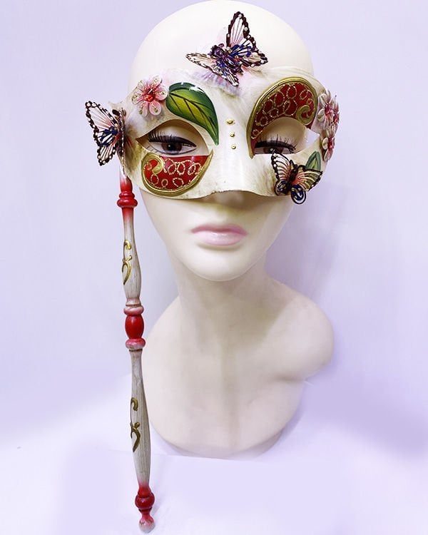 Lisinya193 Kırmızı Renk Kelebek İşlemeli Tutmalı Venedik Göz Maskesi 33x17 cm