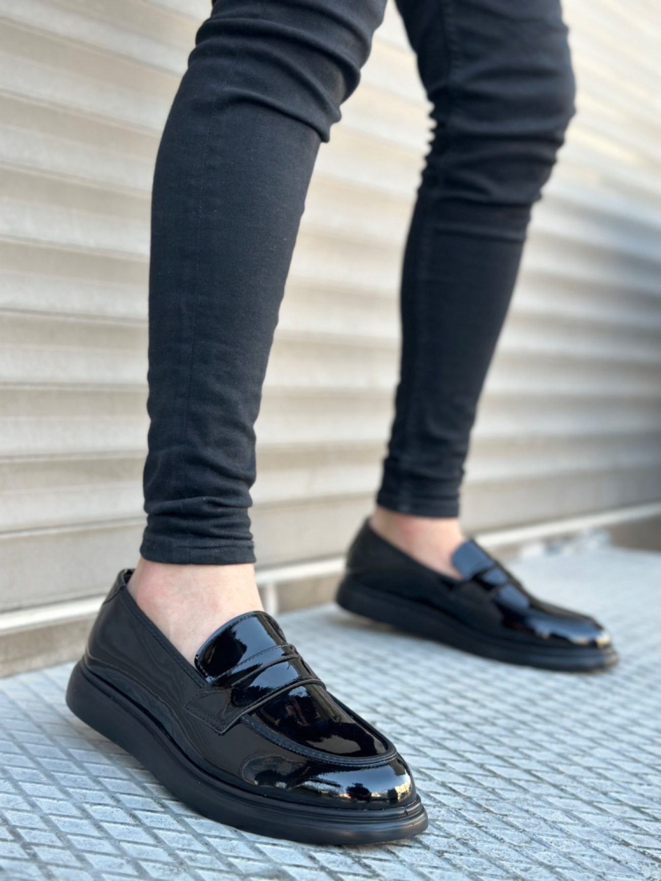 Lisinya946 Bağcıksız Yüksek Siyah Taban Klasik Rugan Corcik Erkek Ayakkabı