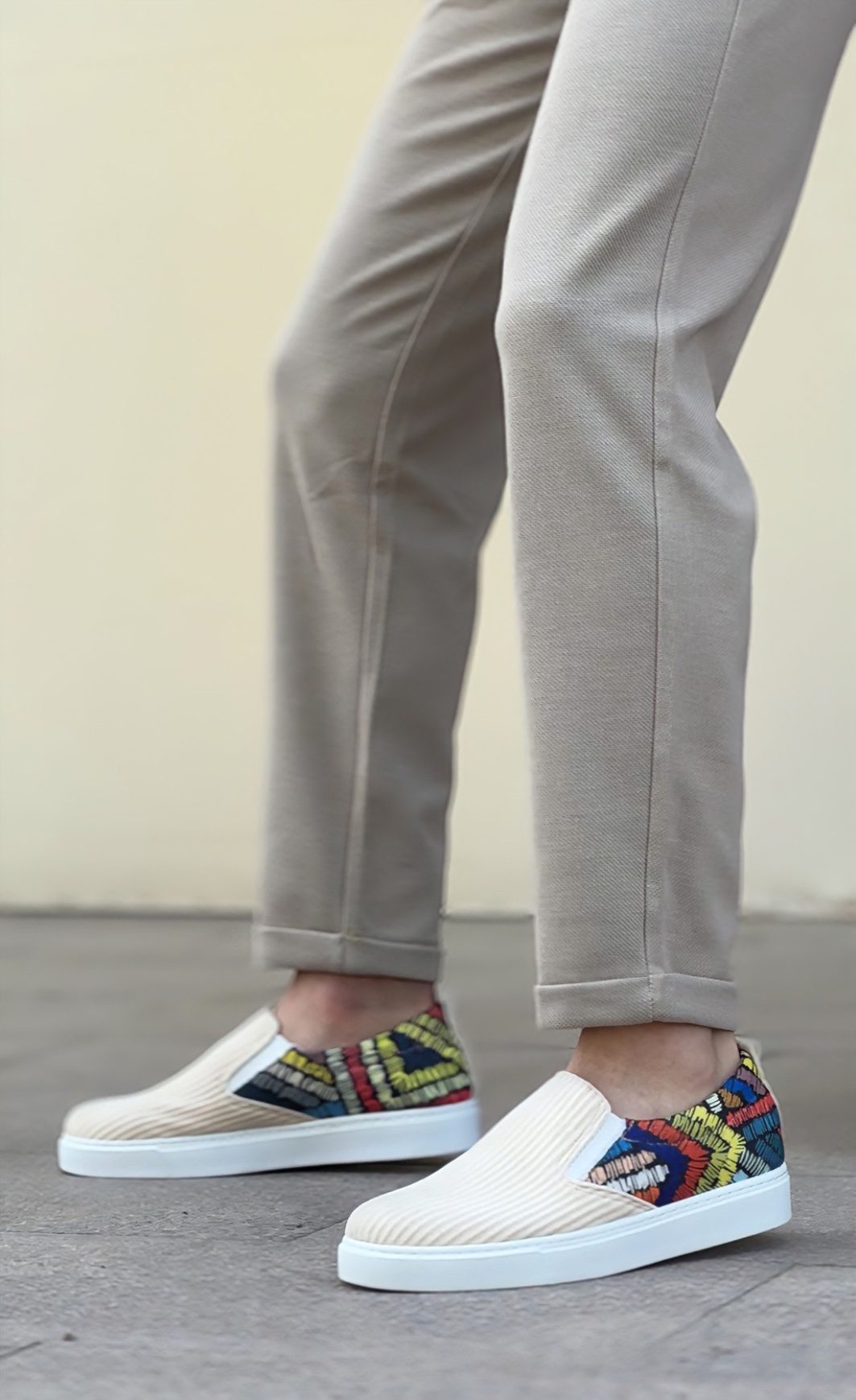 Lisinya946 Bağcıksız Keten Krem Renkli Desenli Beyaz Taban Günlük Erkek Ayakkabı