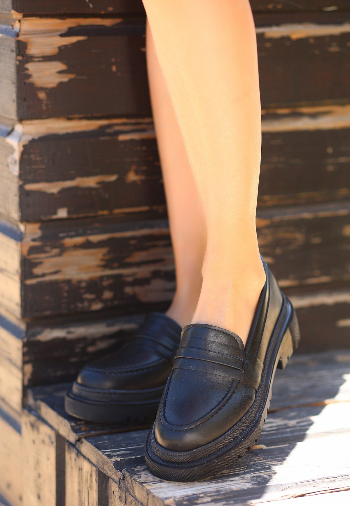 Lisinya943 Siyah Cilt Ayakkabı