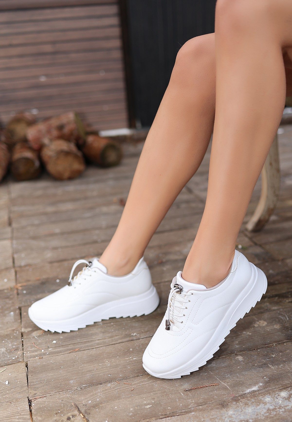 Lisinya943 Beyaz Cilt  Bağcıklı Spor Ayakkabı