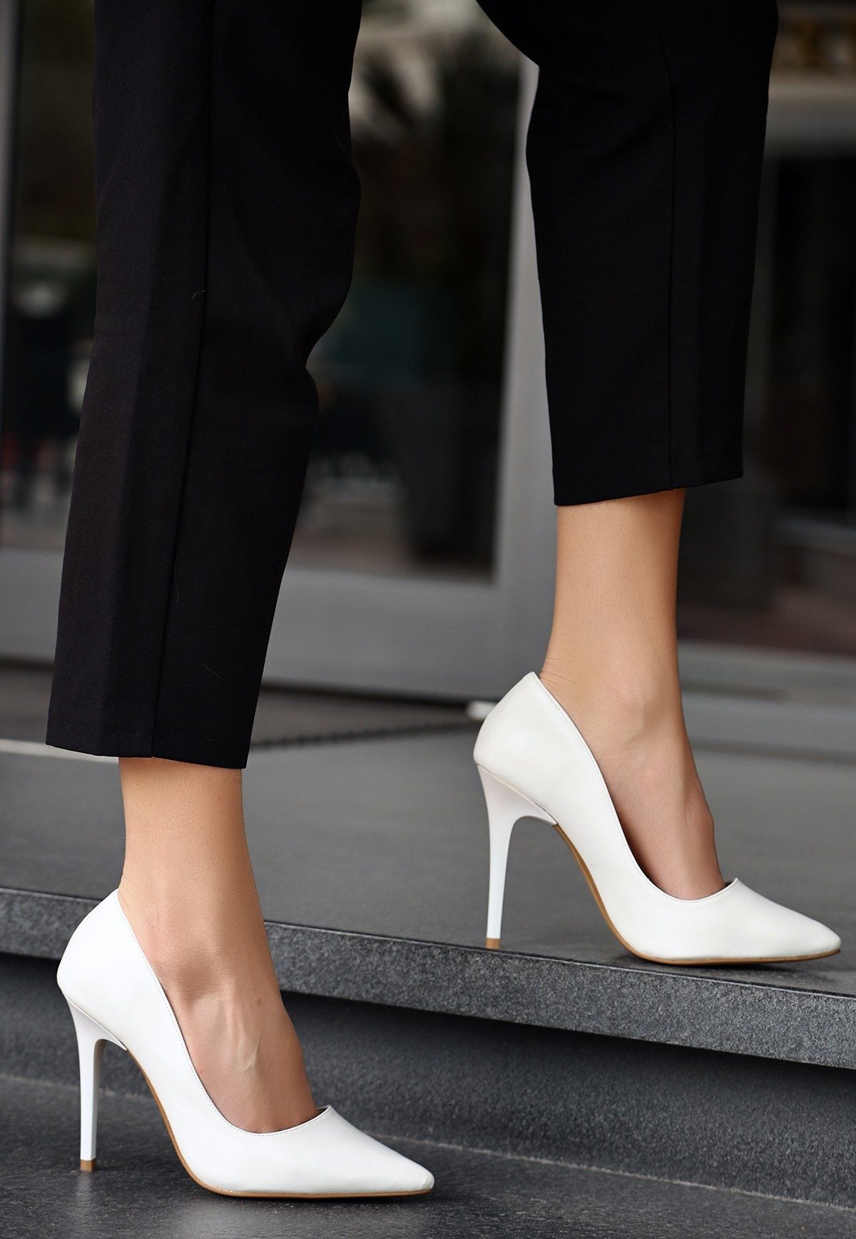Lisinya943 Beyaz Cilt Stiletto Ayakkabı
