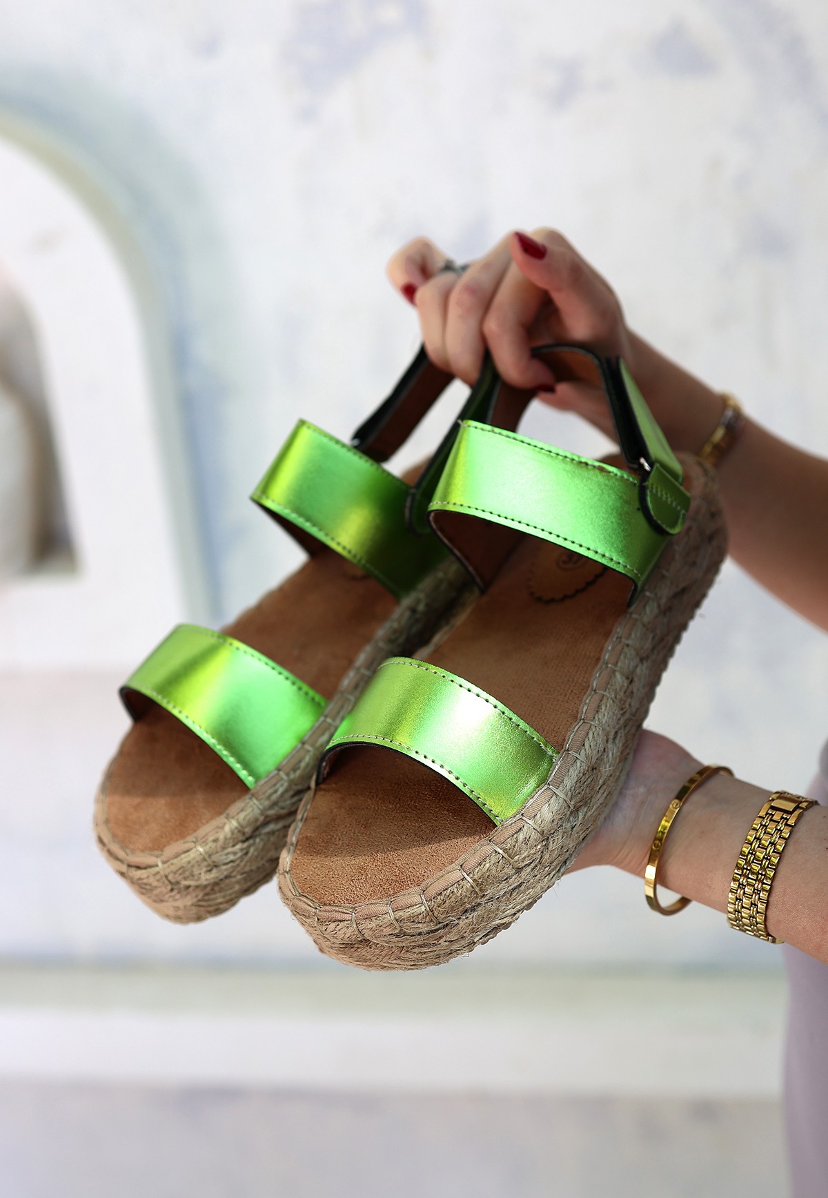 Lisinya943 Yeşil Cilt Cırt Cırtlı Sandalet