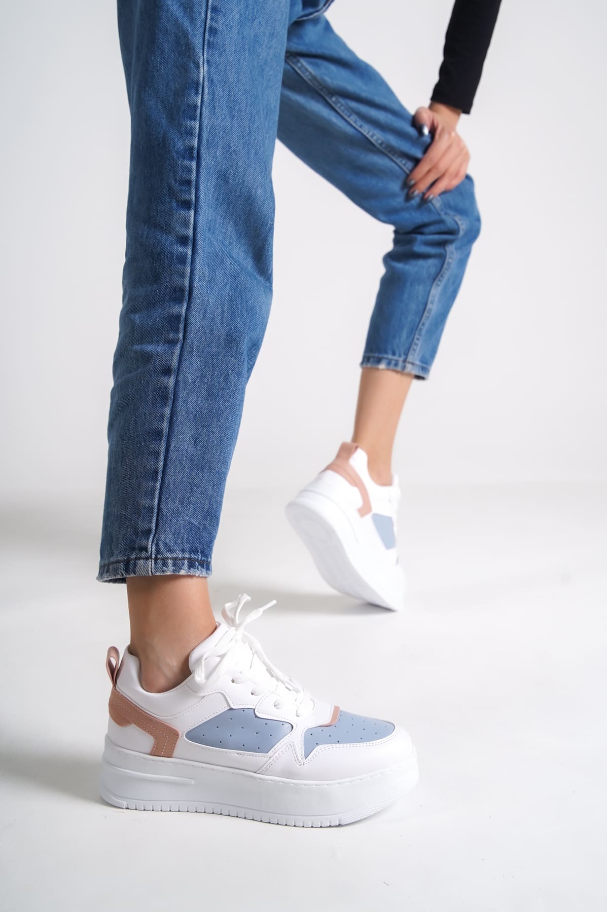 Lisinya948  Bağcıklı Ortopedik Taban Kadın Sneaker Ayakkabı BT Beyaz/Mavi/Fuşya