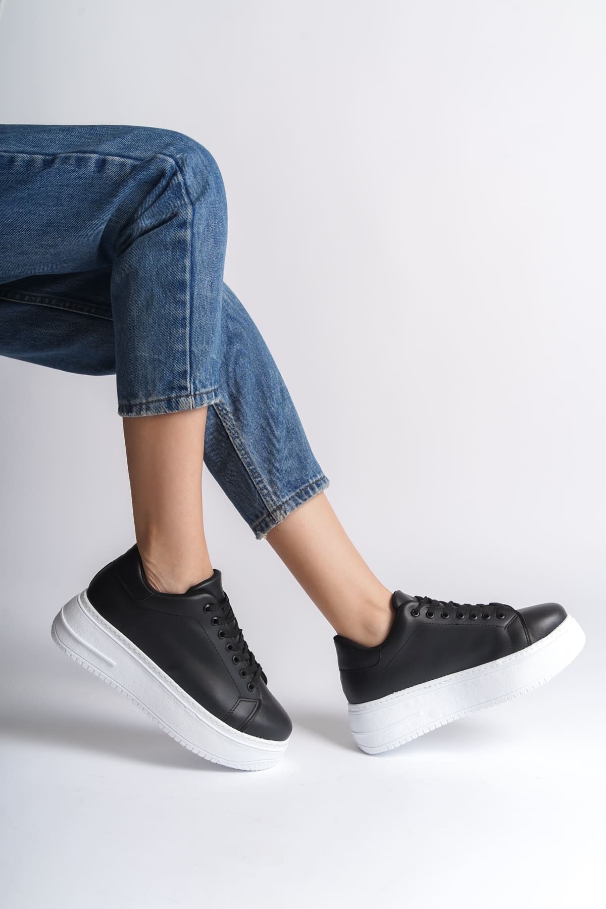 Lisinya948  Bağcıklı Ortopedik Taban Kadın Sneaker Ayakkabı BT Siyah