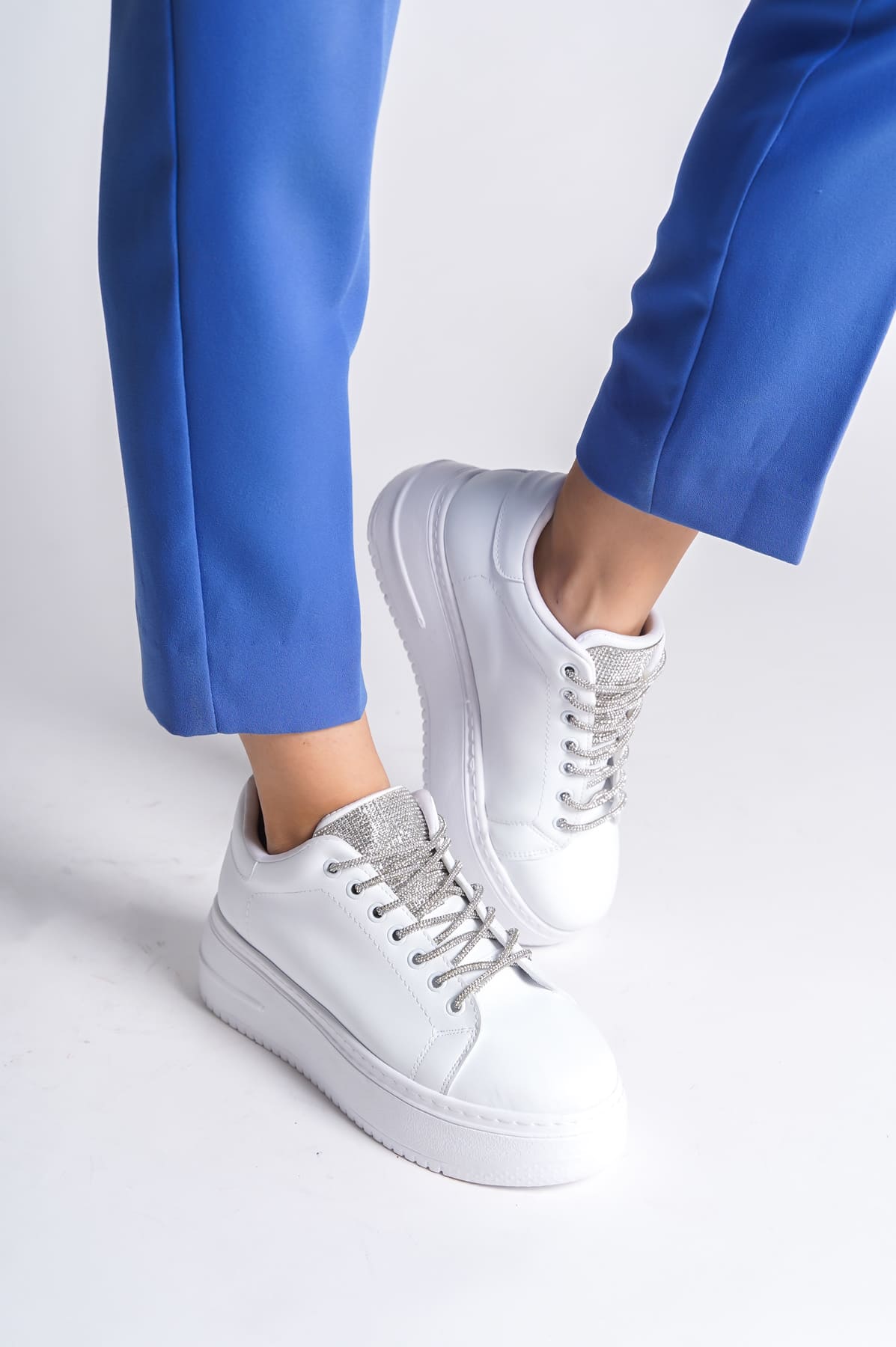 Lisinya948  Bağcıklı Ortopedik Taban Taşlı Kadın Sneaker Ayakkabı BT Beyaz