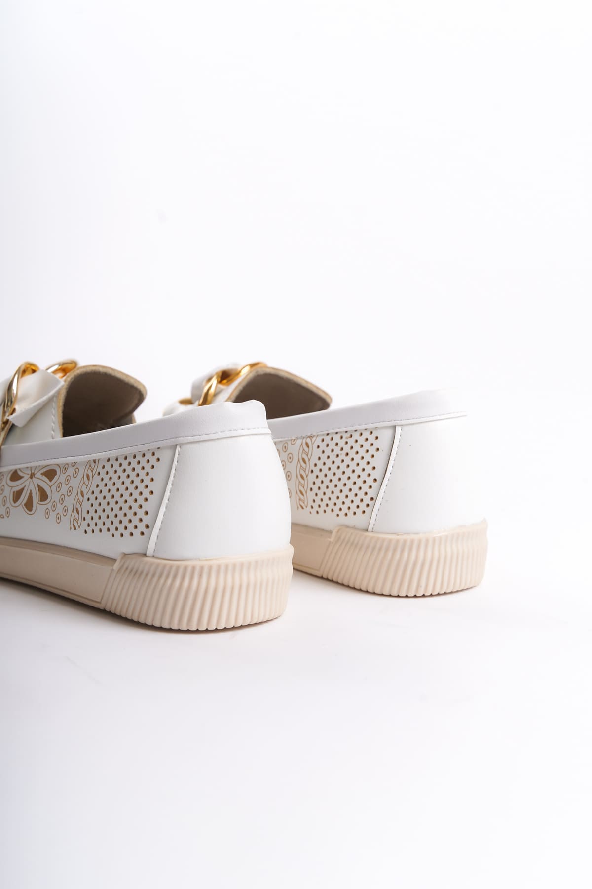 Lisinya948  Bağcıksız Ortopedik Rahat Taban Çiçek Desenli Babet Ayakkabı KT Beyaz