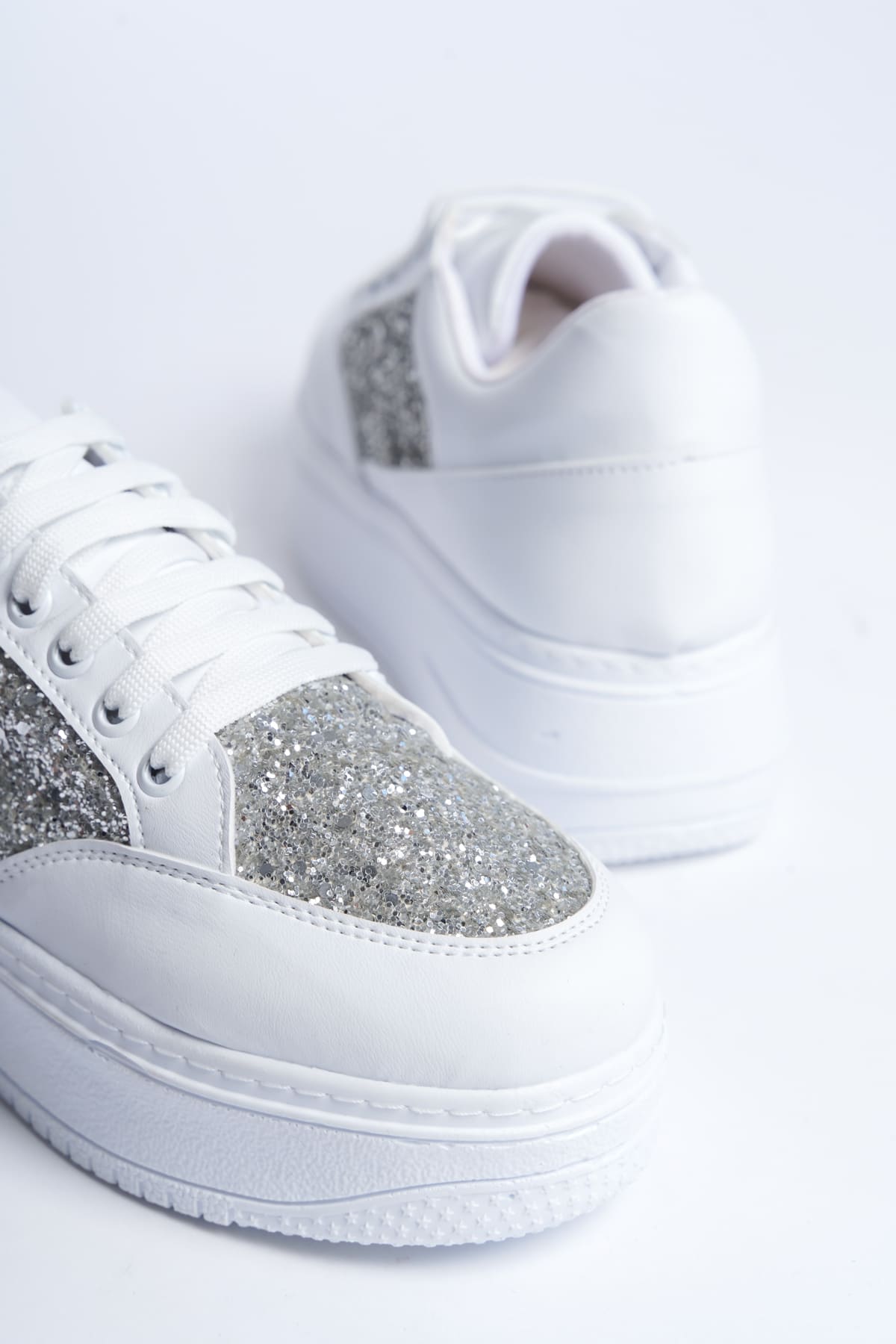 Lisinya948  Bağcıklı Ortopedik Taban Simli Kadın Sneaker Ayakkabı BT Beyaz