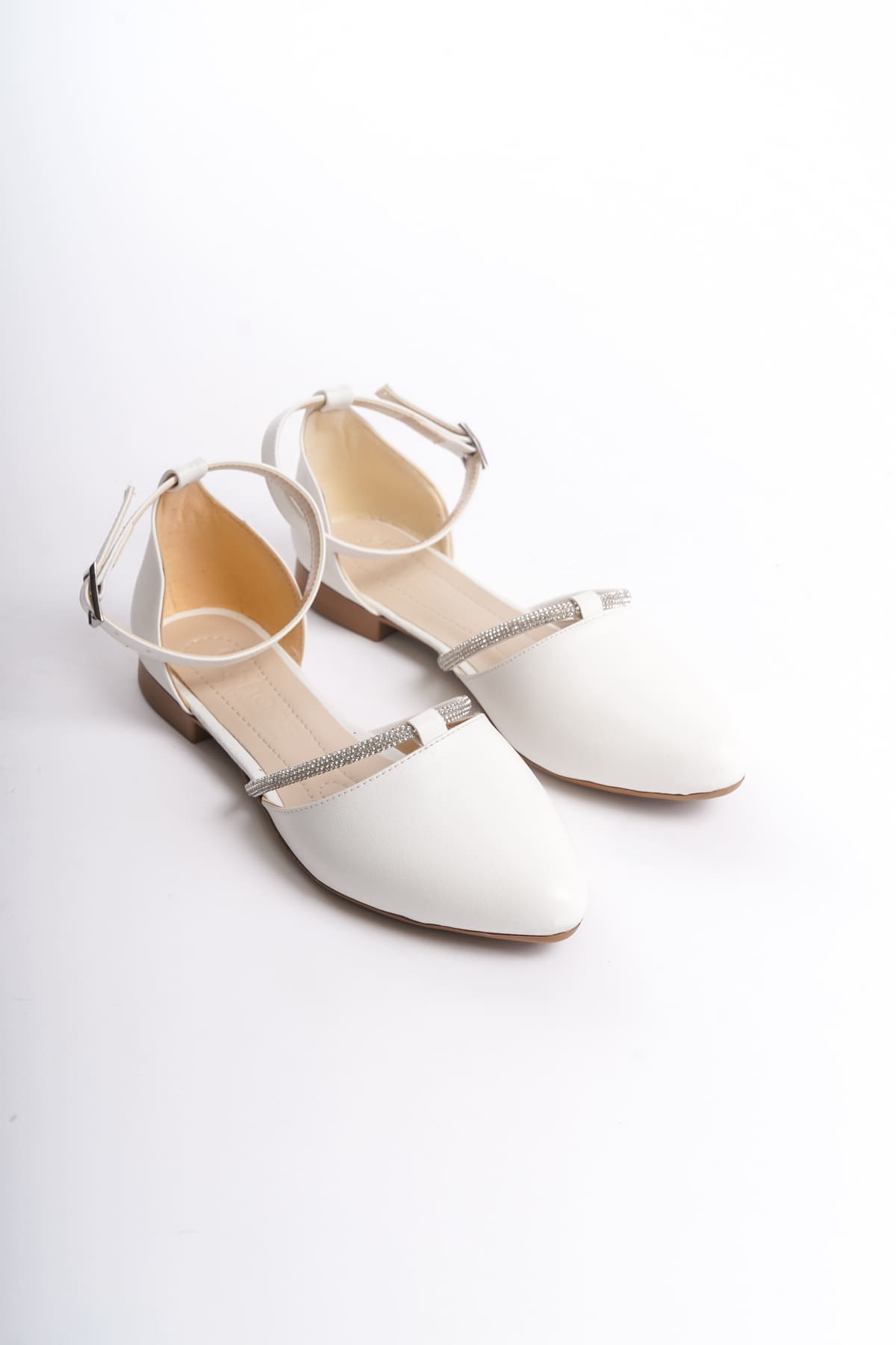 Lisinya948  Tokalı Ortopedik Rahat Taban Taş Detaylı Kadın Babet Ayakkabı KT Beyaz