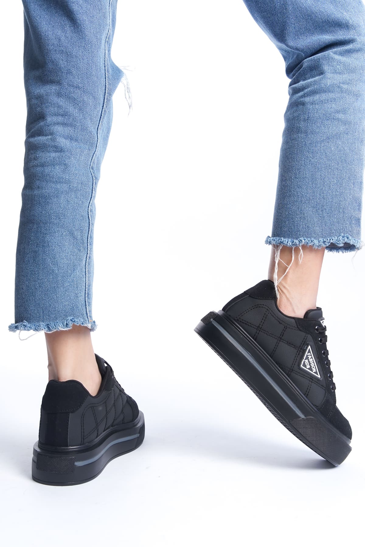 Lisinya948  Bağcıklı Ortopedik Taban Desenli Kadın Sneaker Ayakkabı ST Siyah