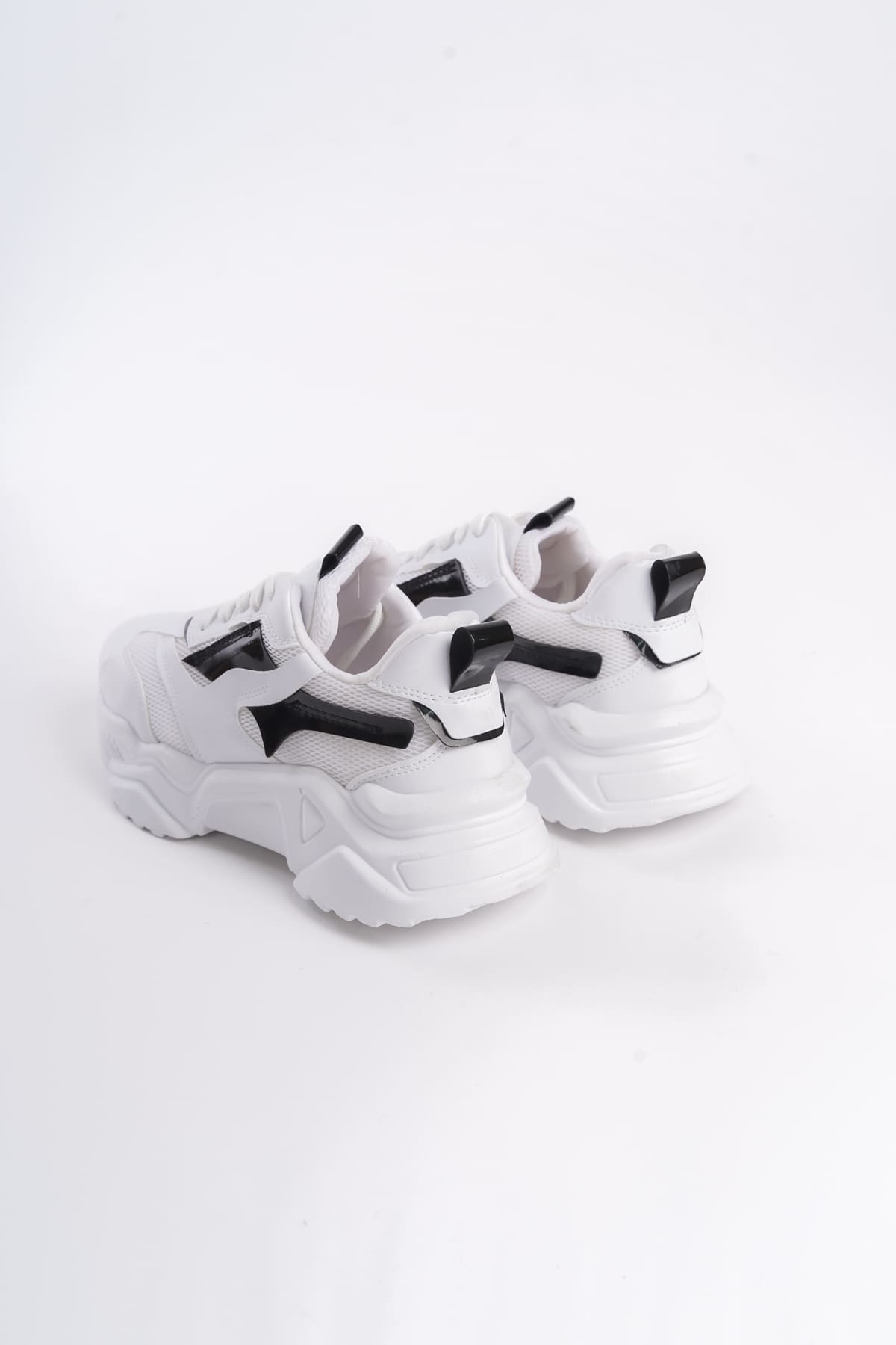 Lisinya948  Bağcıklı Ortopedik Taban Triko Detaylı Kadın Spor Ayakkabı BT Beyaz/Siyah