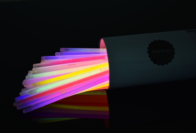 Karanlıkta Parlayan Fosforlu Glow Taç Fosforlu Renkli Taç 6 Adet (Lisinya)