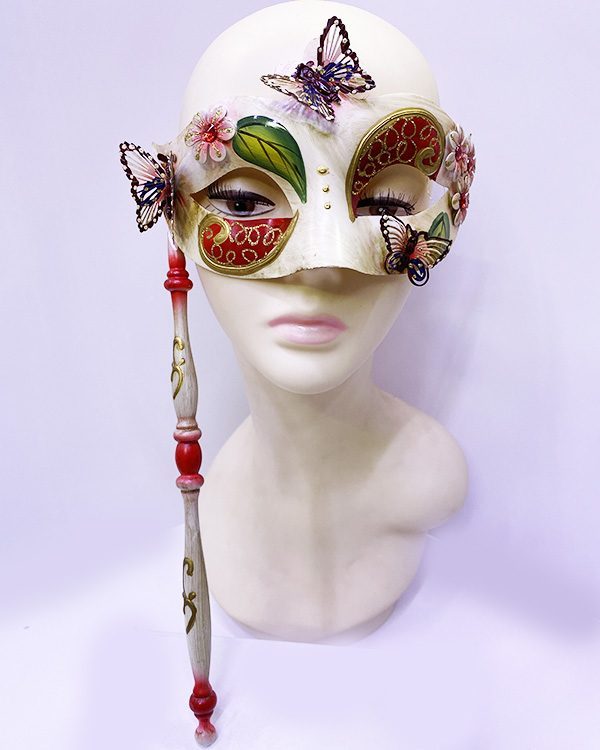 Kırmızı Renk Kelebek İşlemeli Tutmalı Venedik Göz Maskesi 33x17 cm (Lisinya)