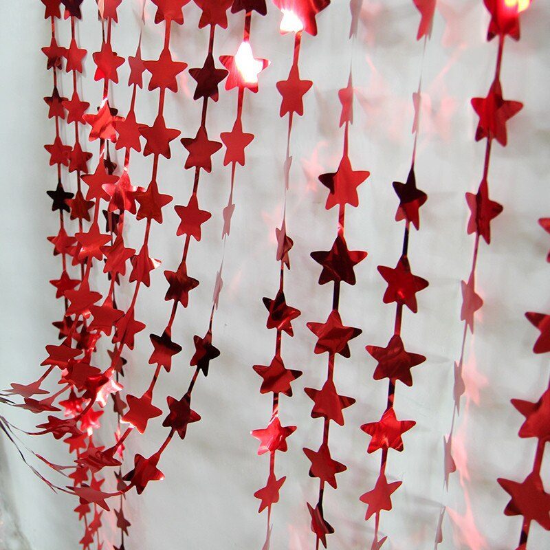 Kırmızı Renk Yıldız Şekilli Metalize Saçaklı Arka Fon Perde Dekorasyon (Lisinya)